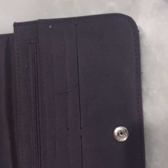 Wallet/Wristlet - Picture 9 of 15